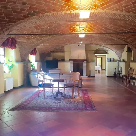ファームステイ Tenuta La Romana ニッツァ・モンフェッラート