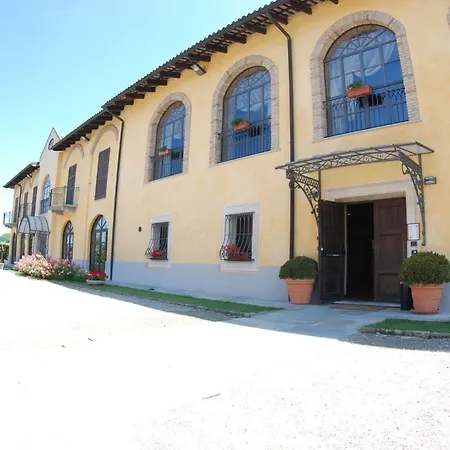 Farm stay Tenuta La Romana Nizza Monferrato