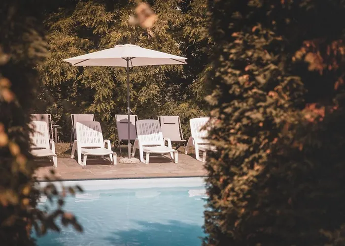 مزرعة للإقامة Tenuta La Romana *